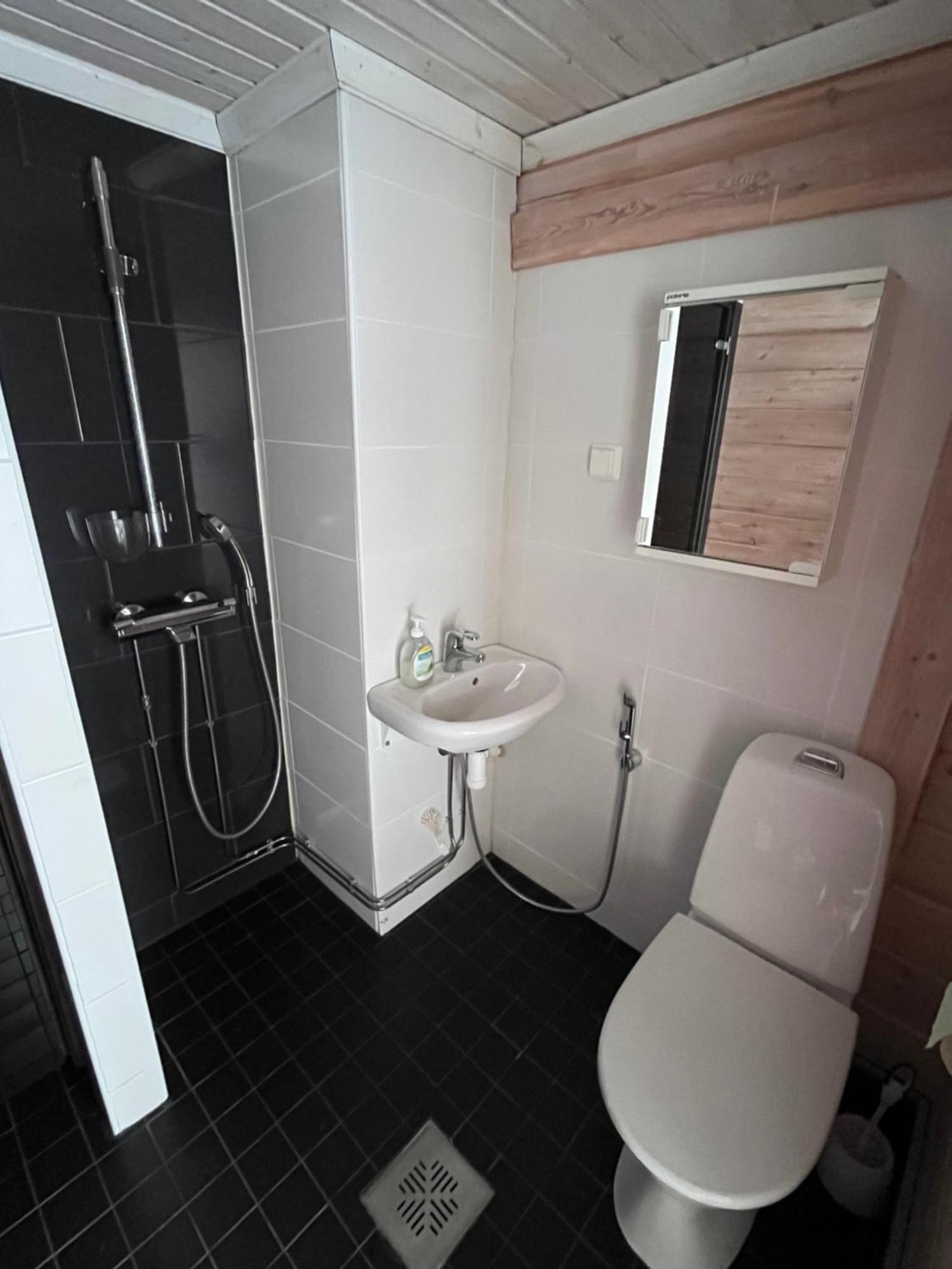 Kenttaeniemi Cottages Sonka Quarto foto